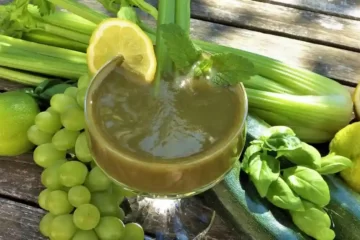 Celery Juice can help in Weight Loss.-Fit Folic, fitfolic, fitfolic.com